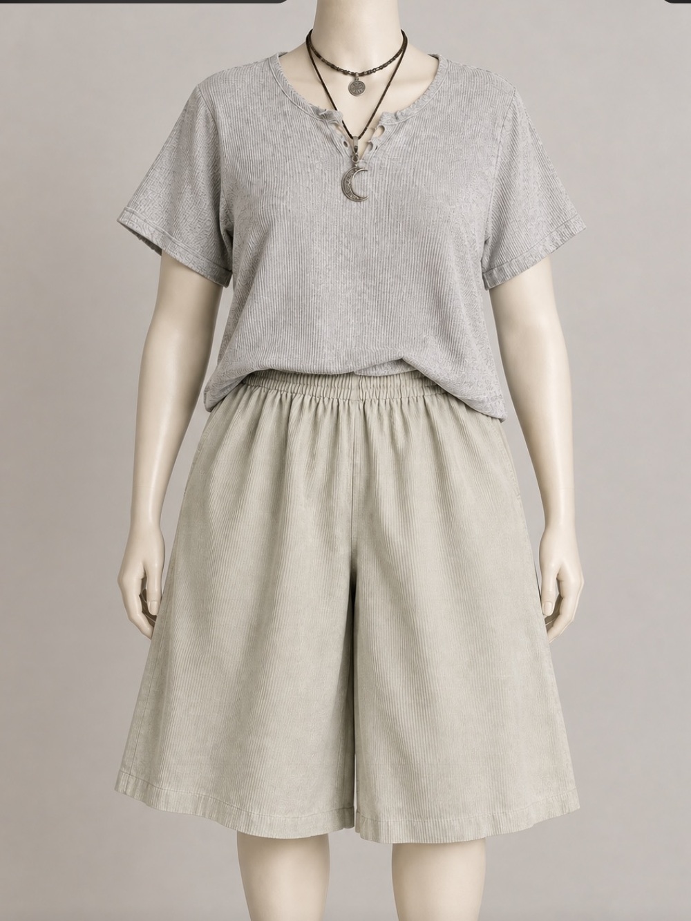 VTG 90’s Pull On Beige Corduroy Culotte Shorts high rise Coastal Wide Leg M-XL